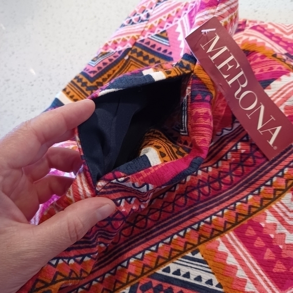 MERONA abstract mini skirt - Picture 8 of 8